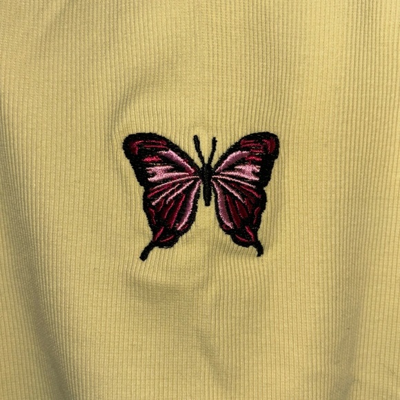 Butterfly Crop Top - Picture 2 of 3